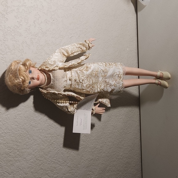 Americana Sweetheart Collection Diana doll NWT - Picture 1 of 13